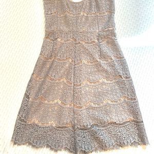All About you a Lace Scoop Neck Tie Shoulder Shift Dress - Size 2